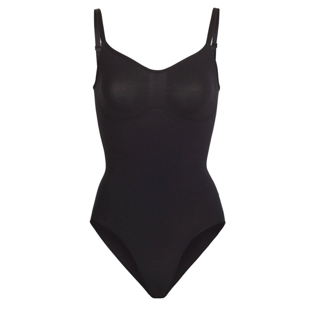 SKIMS SCULPTING BODYSUIT